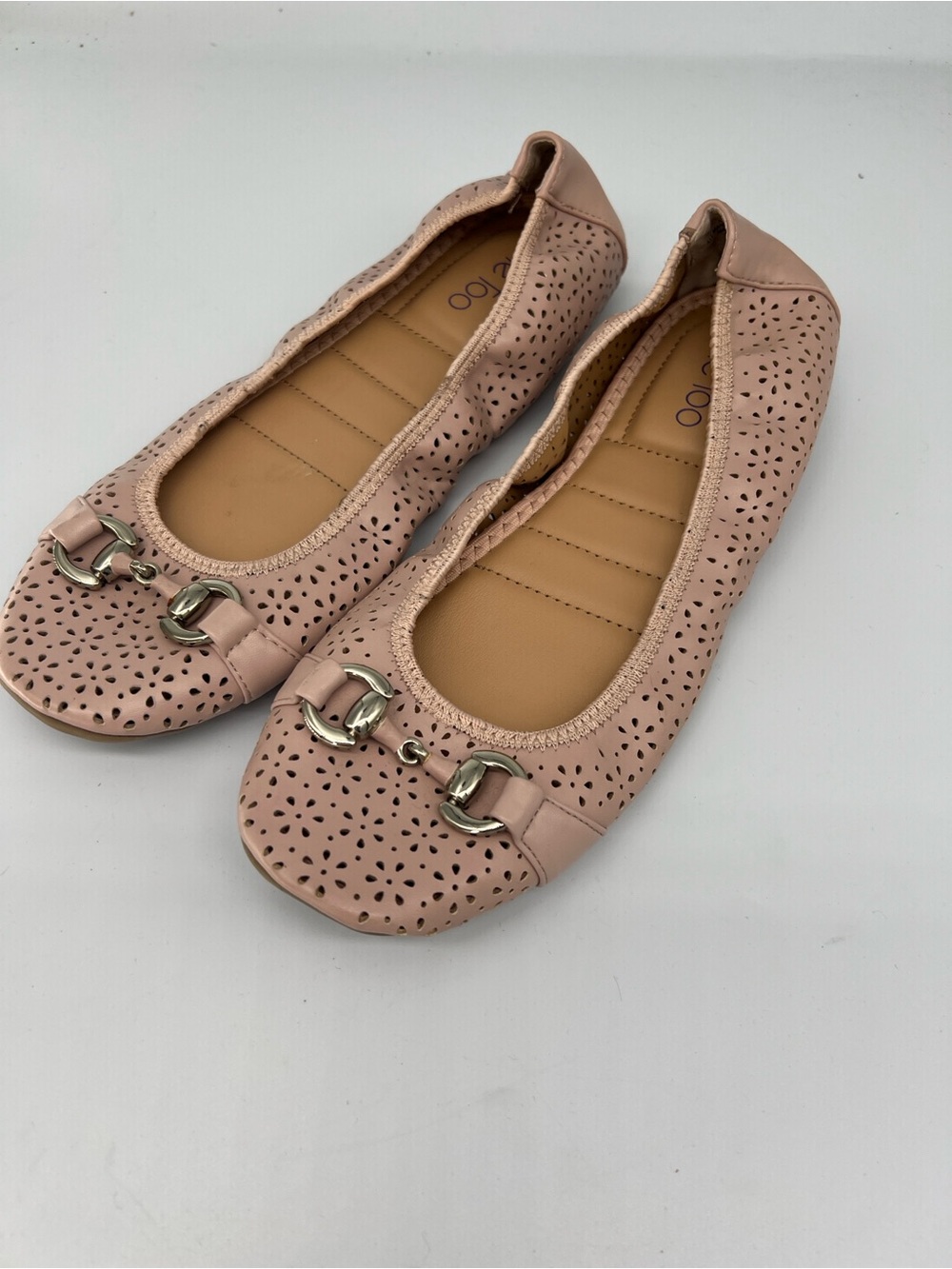 Me Too light pink Perforated Ballet Flats with Metal Bit